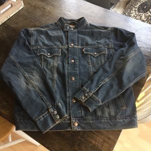 Levi’s biker collar denim jacket, cool details!